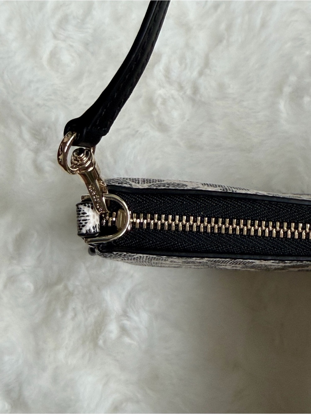 Kate Spade Black and White Floral Jacquard Shoulder Clutch - Picture 7 of 10